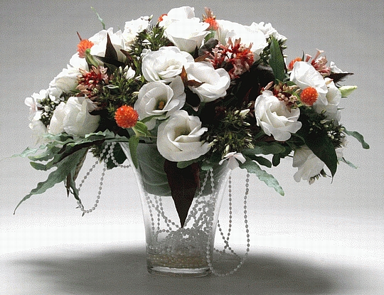 סידור פרחים לבן באגרטל