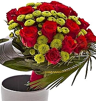 משלוח פרחים לרומניה ורדים אדומים 17 יחידות