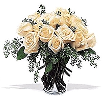 משלוח פרחים לאיטליה ורדים לבנים