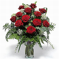 משלוח פרחים לחו"ל - זר של תריסר ורדים לחו"ל