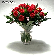 12 Red Roses delivery